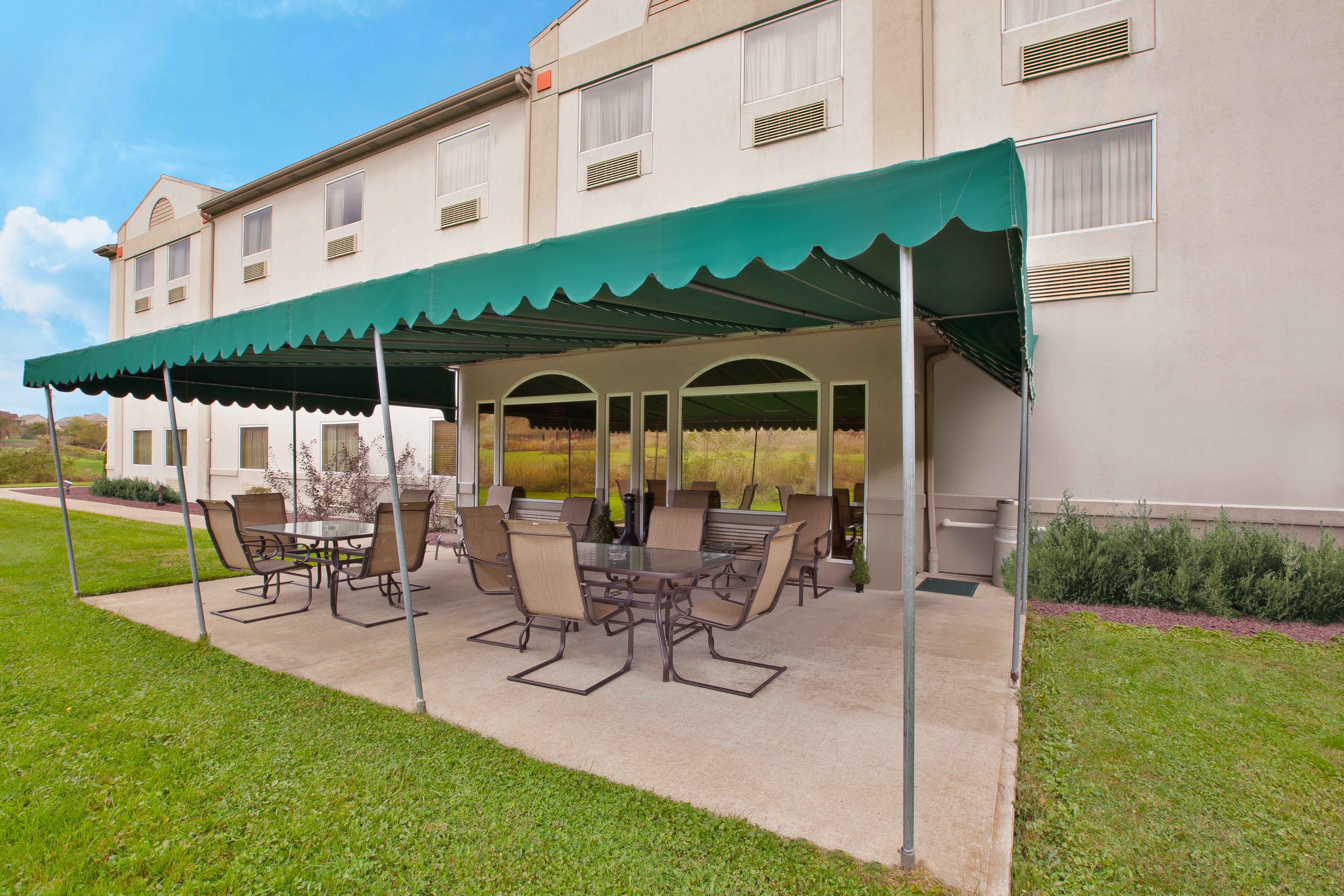 Holiday Inn Express Irwin Pa Tpk Exit 67 By Ihg Экстерьер фото
