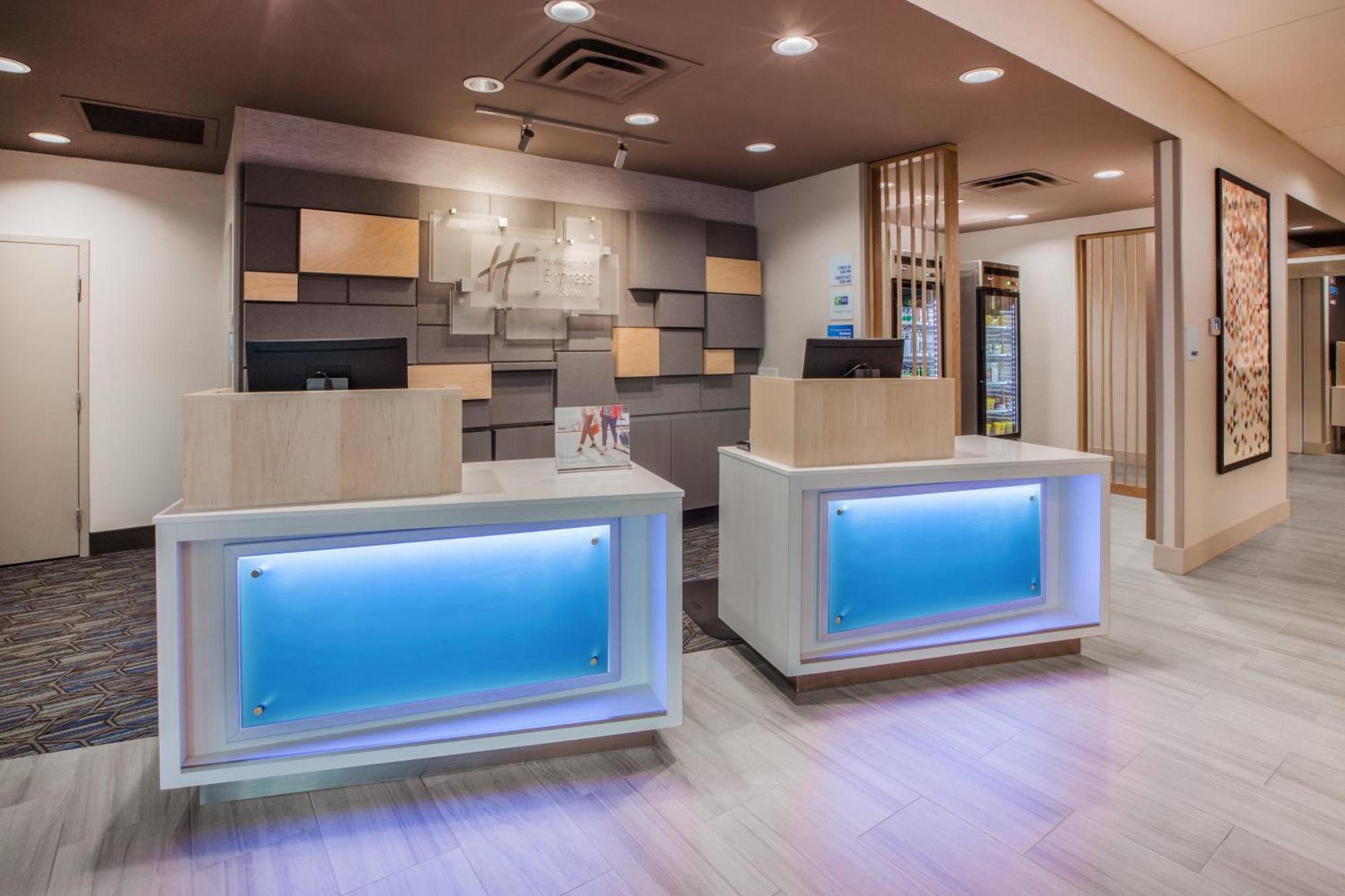 Holiday Inn Express Irwin Pa Tpk Exit 67 By Ihg Экстерьер фото