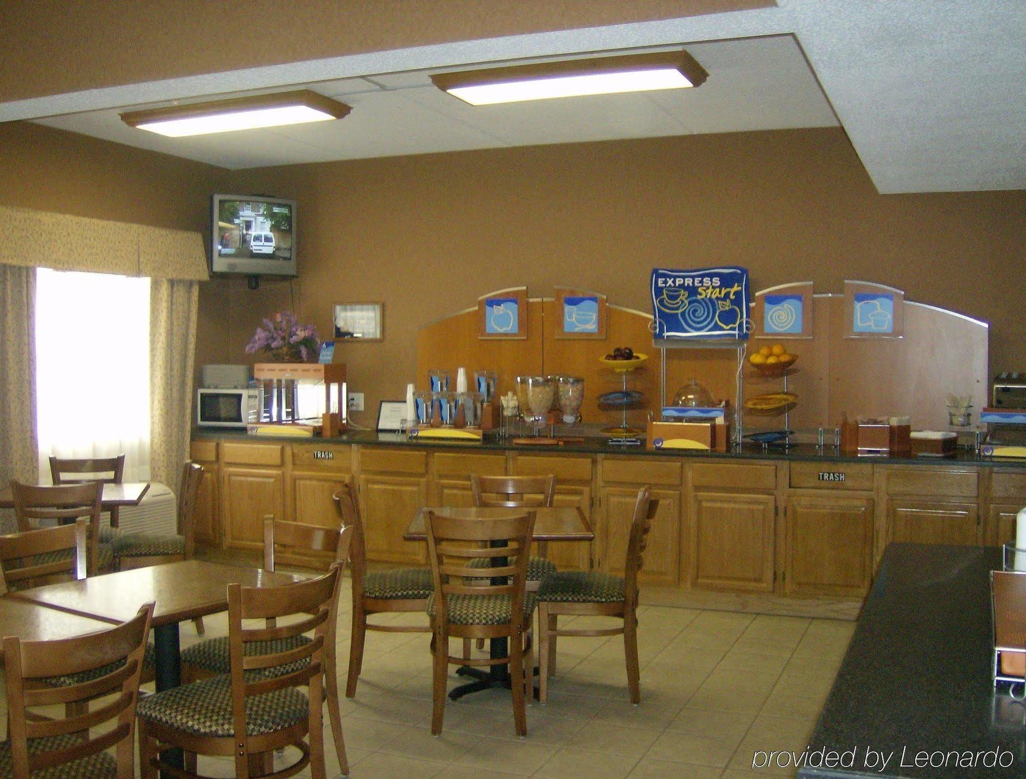 Holiday Inn Express Irwin Pa Tpk Exit 67 By Ihg Экстерьер фото
